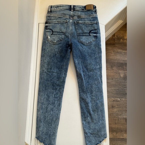 American Eagle Size 2 NEW Stretch jeans - Picture 2 of 3